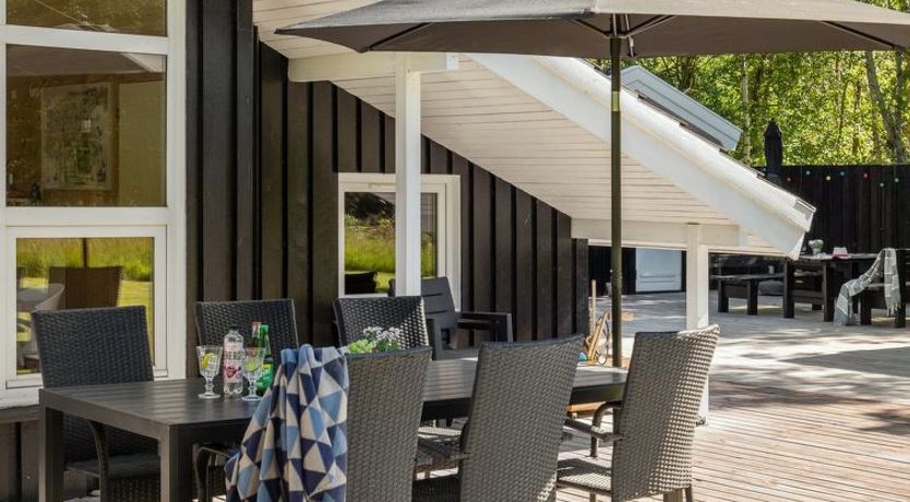 Photo of "Mika" - 1km from the sea