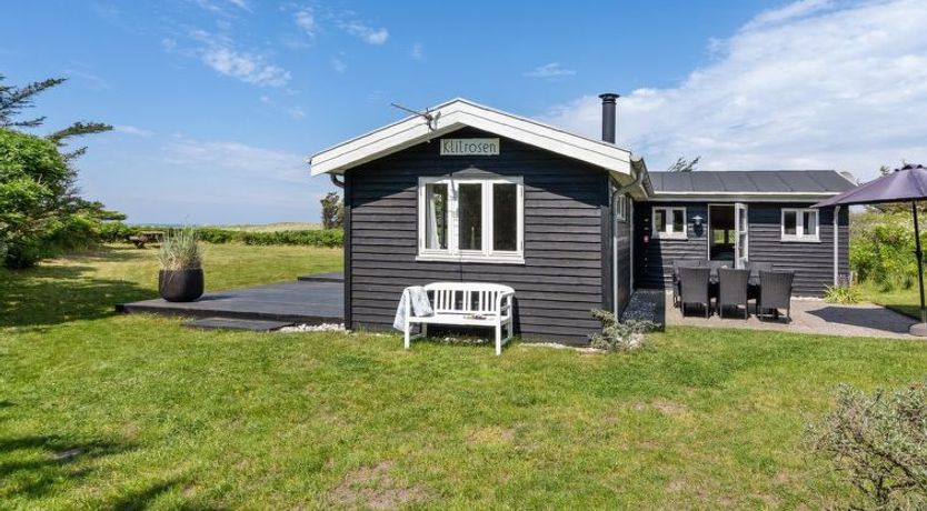 Photo of "Marit" - 150m from the sea