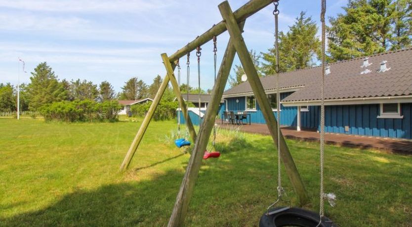 Photo of "Sari" - 600m from the sea