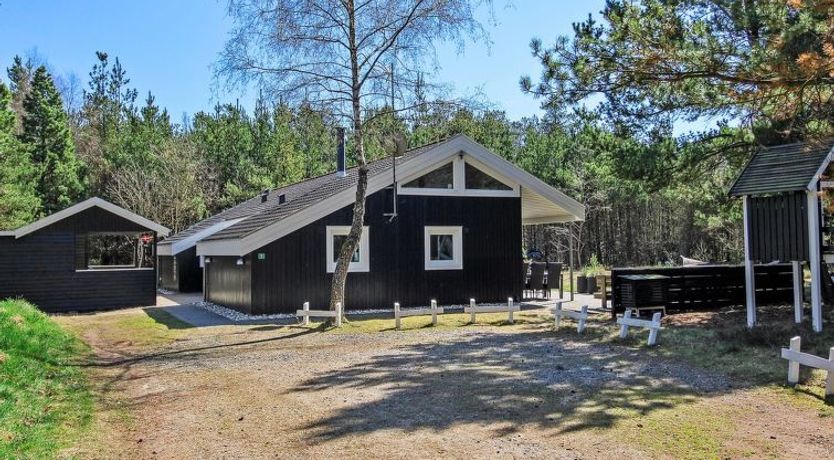 Photo of "Jensen" - 700m to the fjord