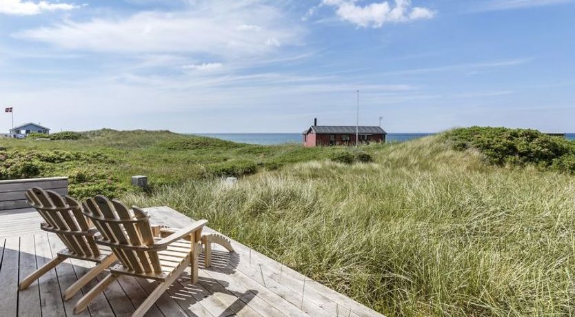 Photo of "Aaltje" - 65m from the sea