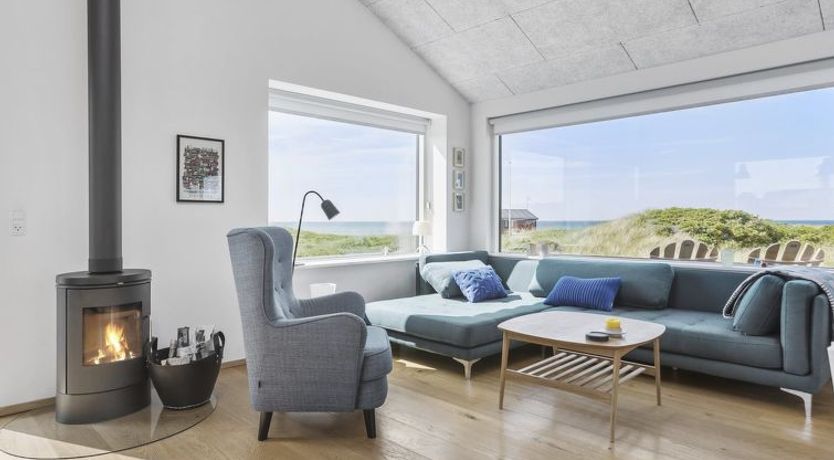 Photo of "Aaltje" - 65m from the sea