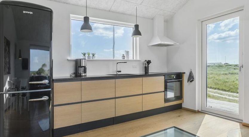 Photo of "Aaltje" - 65m from the sea