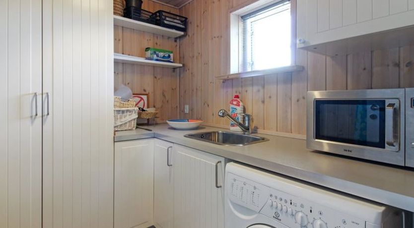 Photo of "Othelia" - 1.8km from the sea