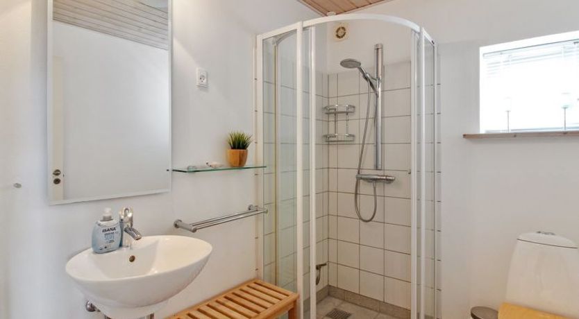 Photo of "Othelia" - 1.8km from the sea