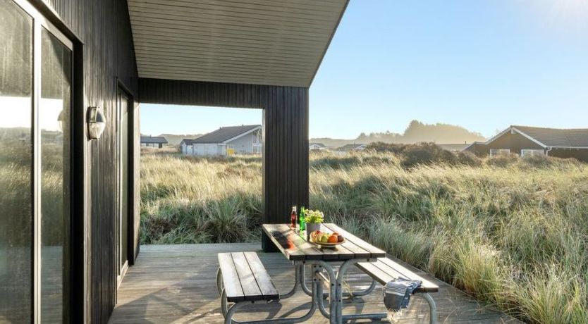 Photo of "Fannie" - 250m from the sea