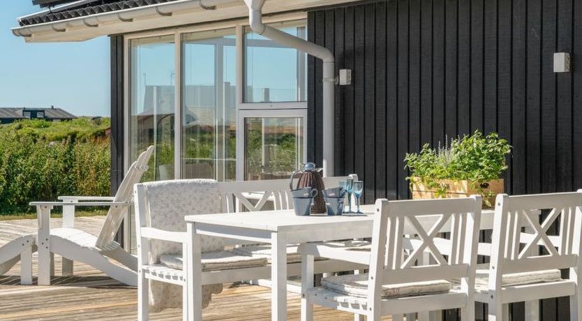 Photo of "Aella" - 150m from the sea