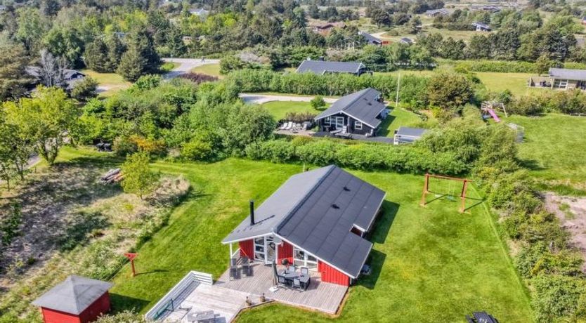 Photo of "Menka" - 1.3km from the sea