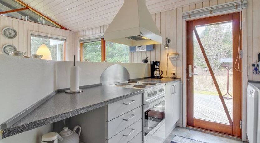 Photo of "Arngerd" - 450m from the sea