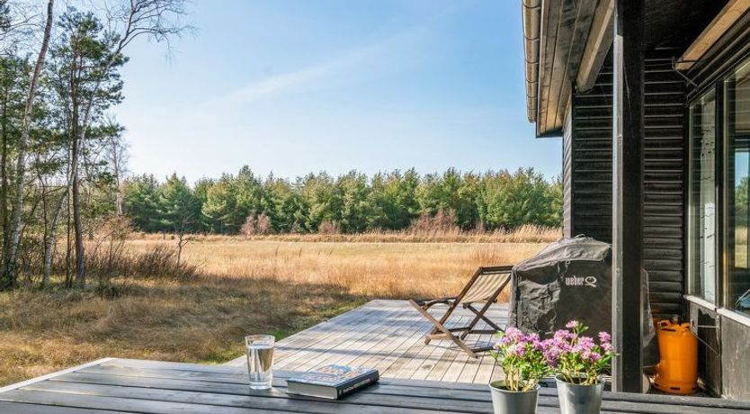 Photo of "Shayene" - 2.5km from the sea