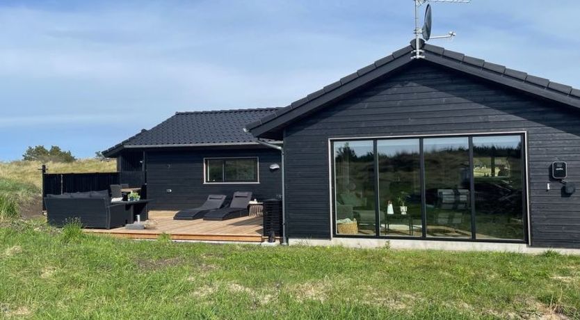 Photo of "Hinda" - 1.2km from the sea