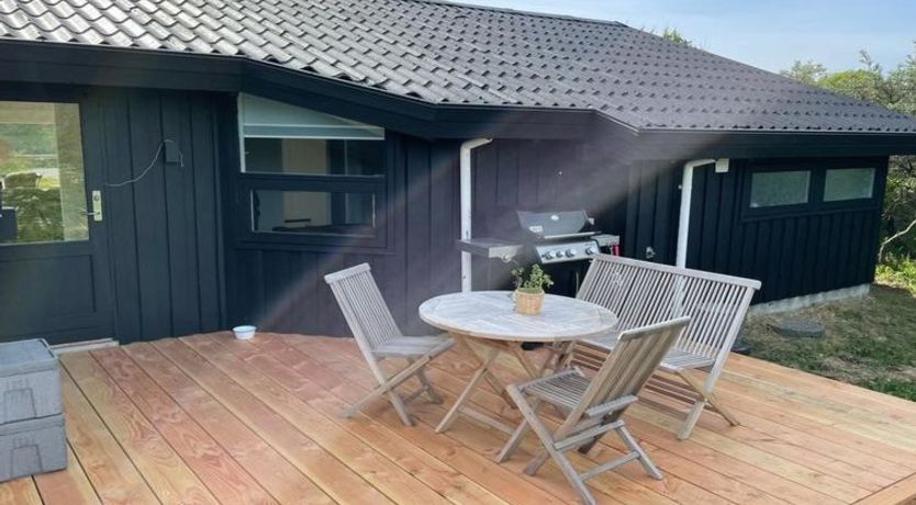 Photo of "Amalie" - 650m from the sea