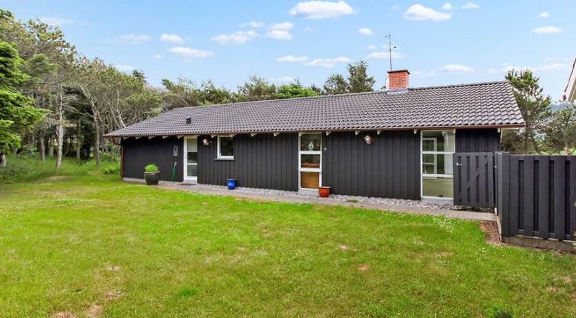 Photo of "Andersen" - 827m from the sea