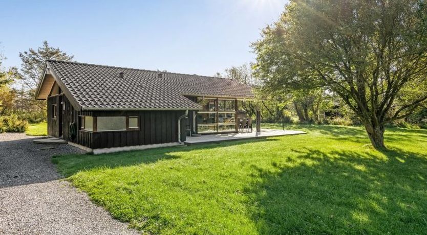 Photo of "Emeli" - 1.3km from the sea