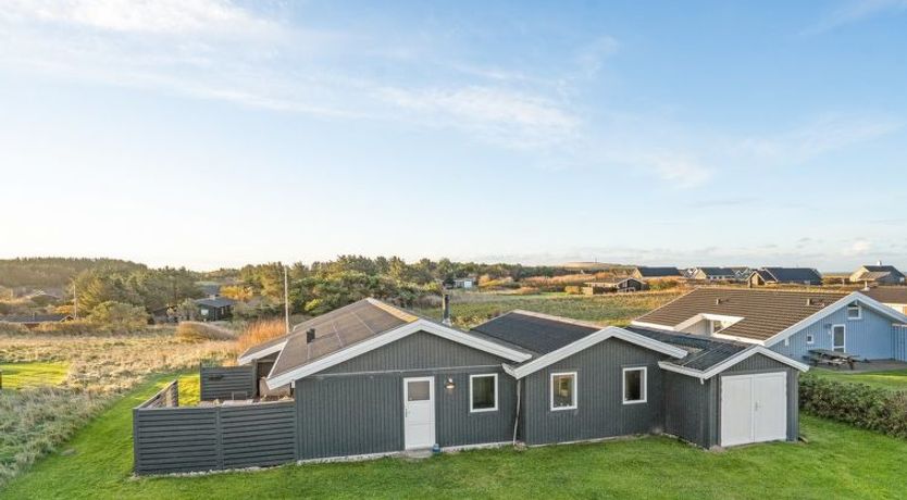 Photo of "Ailika" - 300m from the sea