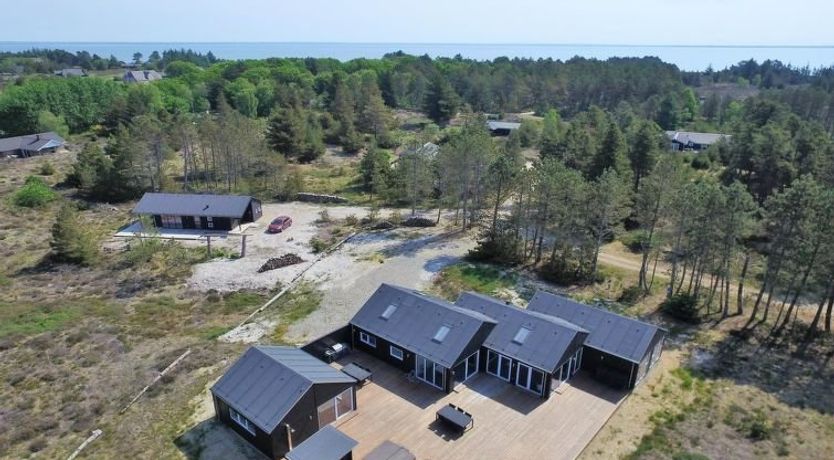 Photo of "Elke" - 3.5km from the sea
