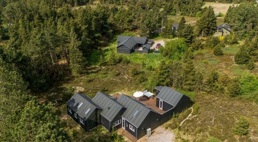 Photo of "Elke" - 3.5km from the sea