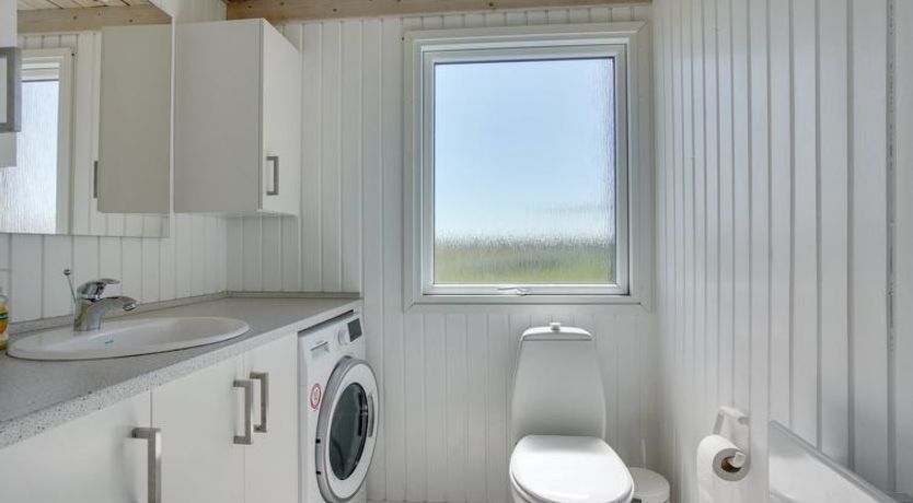 Photo of "Hermund" - 110m from the sea