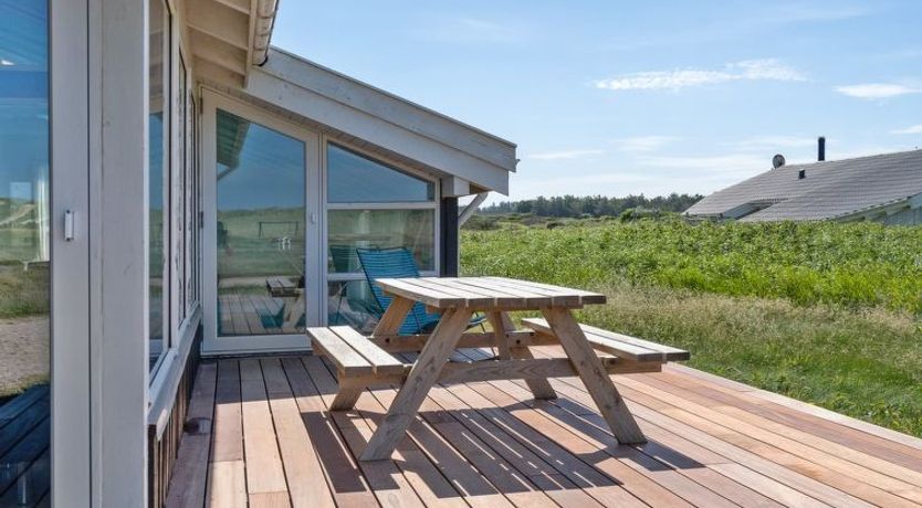 Photo of "Hermund" - 110m from the sea