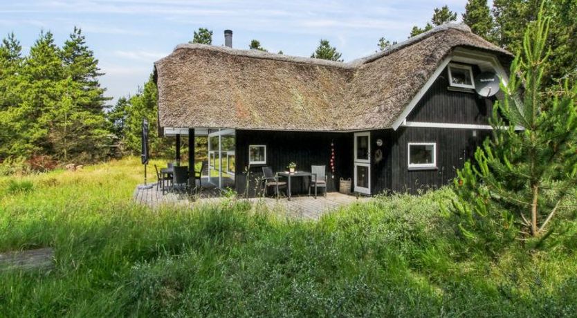 Photo of "Karri" - 1.1km from the sea