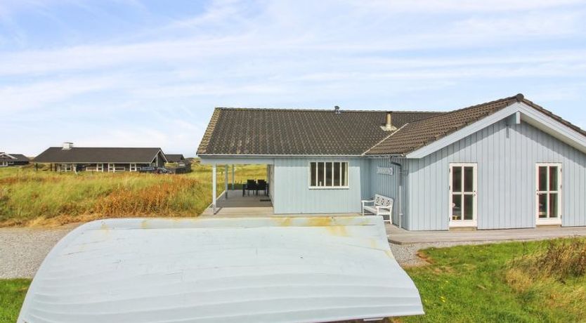 Photo of "Dorethea" - 300m from the sea