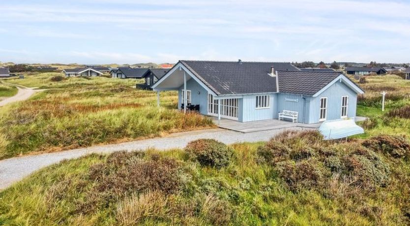 Photo of "Dorethea" - 300m from the sea