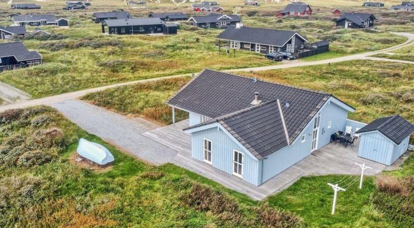 Photo of "Dorethea" - 300m from the sea