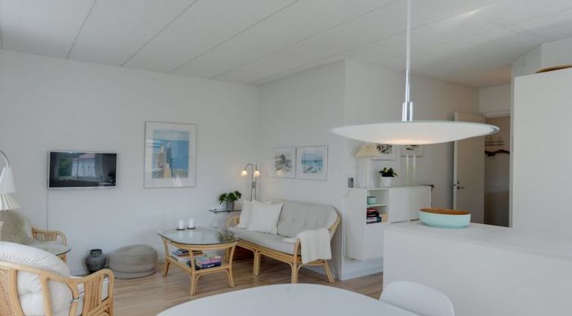 Photo of "Cornel" - 290m from the sea