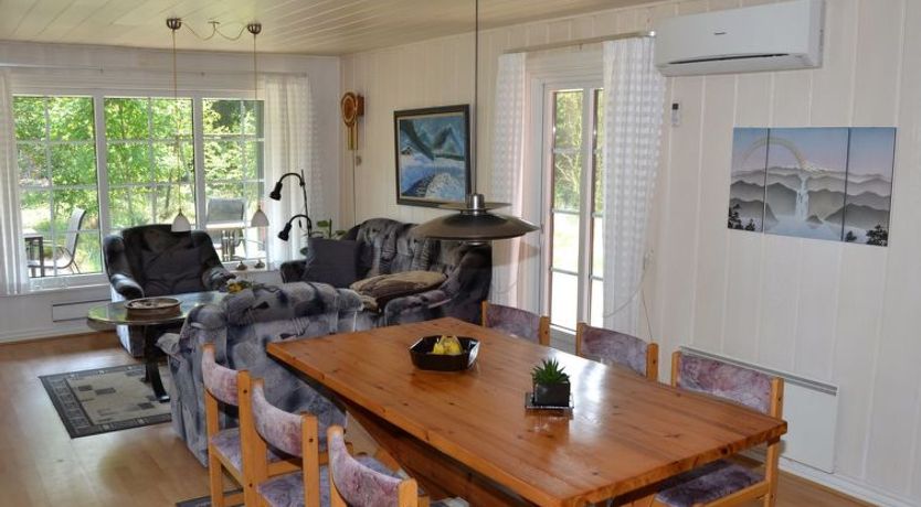 Photo of "Eilika" - 3.6km from the sea