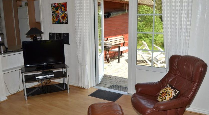 Photo of "Eilika" - 3.6km from the sea