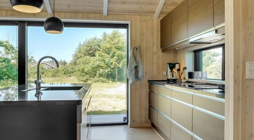 Photo of "Ilmarinen" - 561m from the sea