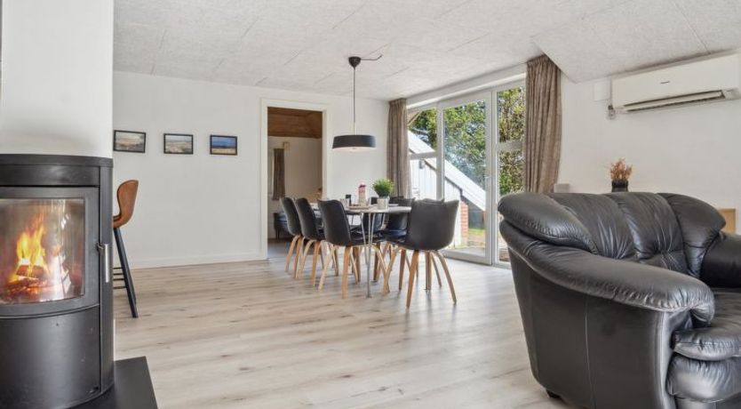 Photo of "Botulf" - 3.8km from the sea