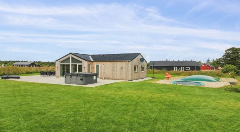 Photo of "Makedon" - 4.5km from the sea