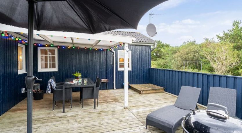 Photo of "Swana" - 550m from the sea