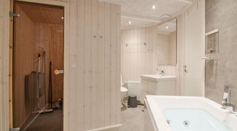 Photo of "Franke" - 1.1km from the sea