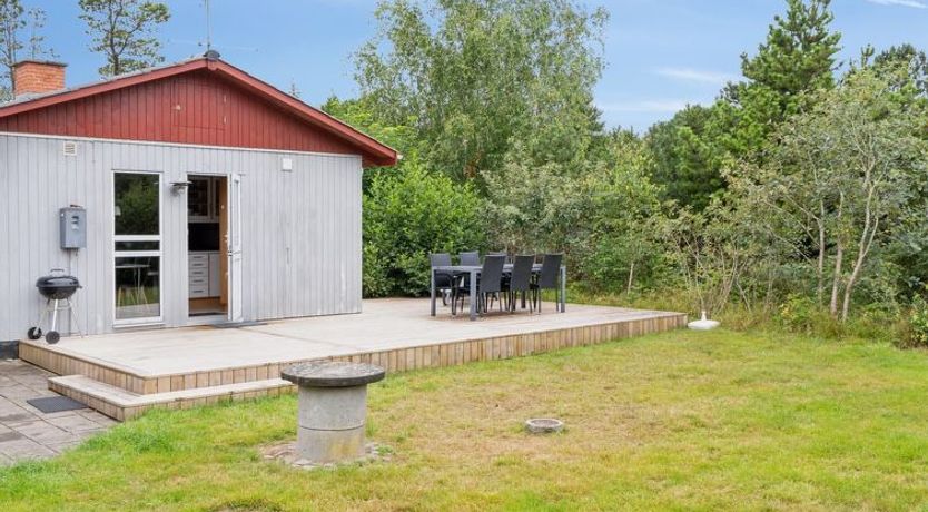 Photo of "Lippi" - 2.3km from the sea