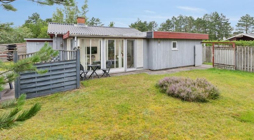 Photo of "Lippi" - 2.3km from the sea