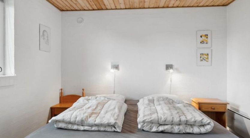 Photo of "Justine" - 600m from the sea