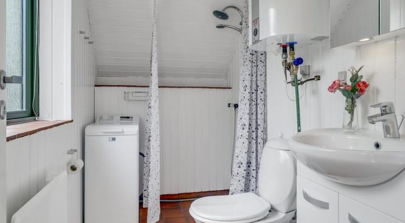 Photo of "Valo" - 400m to the fjord