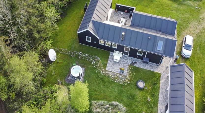 Photo of "Eireen" - 600m to the fjord