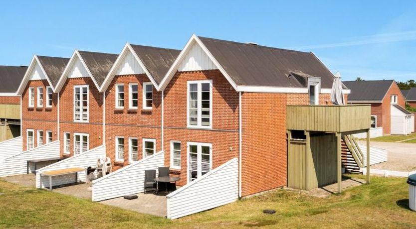 Photo of "Roya" - 1.9km from the sea