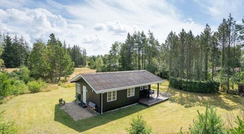 Photo of "Gizelle" - 1.5km from the sea