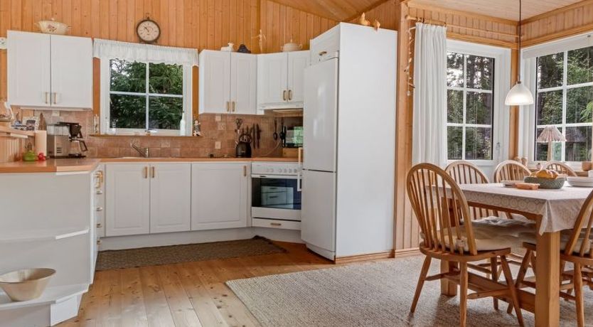 Photo of "Bernadine" - 350m from the sea