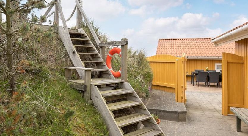 Photo of "Thrond" - 200m from the sea