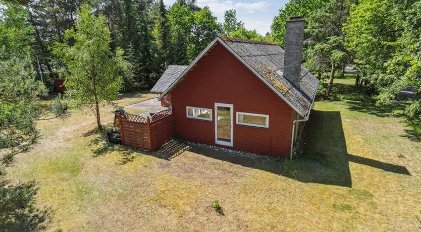 Photo of "Fernanda" - 1.3km from the sea