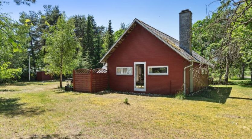 Photo of "Fernanda" - 1.3km from the sea