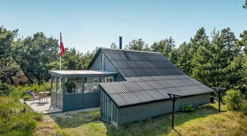 Photo of "Eliene" - 500m from the sea