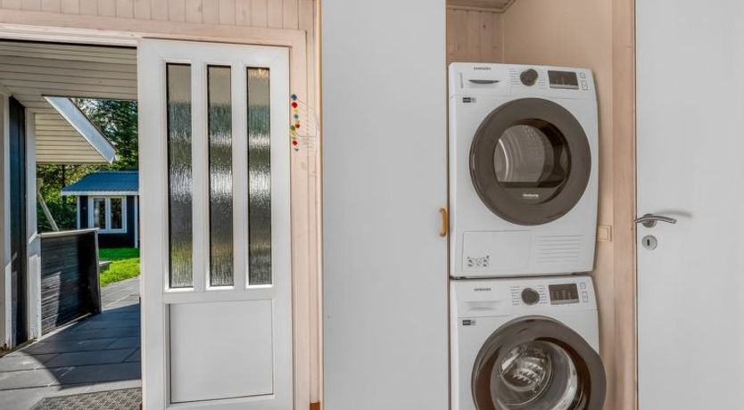 Photo of "Yall" - 1km from the sea