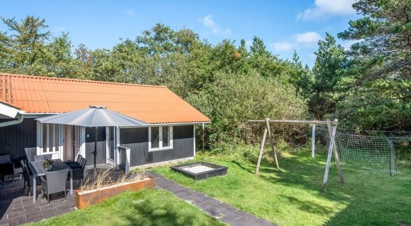 Photo of "Yall" - 1km from the sea