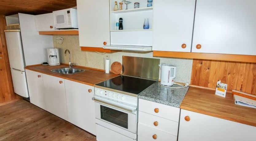 Photo of "Hennrik" - 500m from the sea